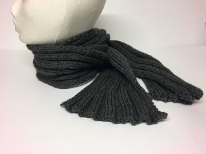 Schal gestrickt Handarbeitseckle