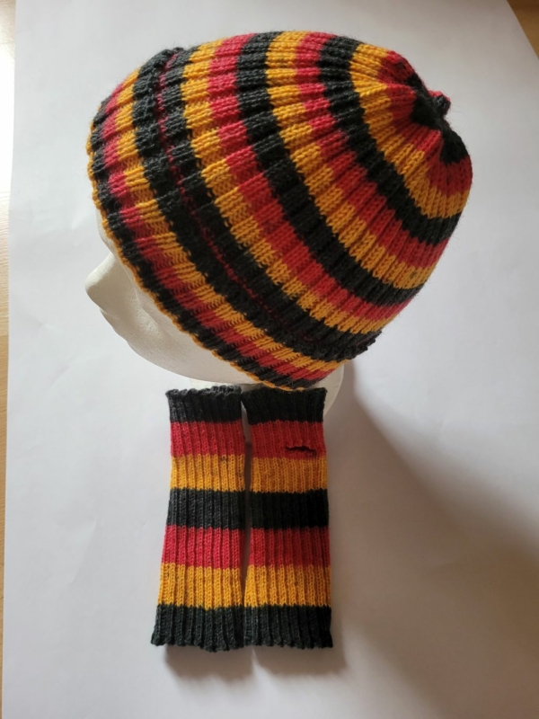 Trawler Beanie, Pulswärmer, Handarbeitseckle