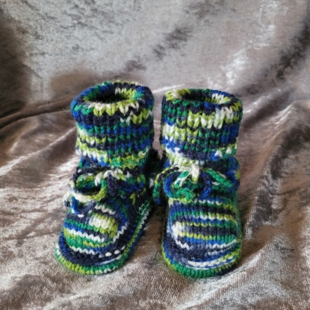 Babyschuhe Booties, handgestrickt, Handarbeitseckle