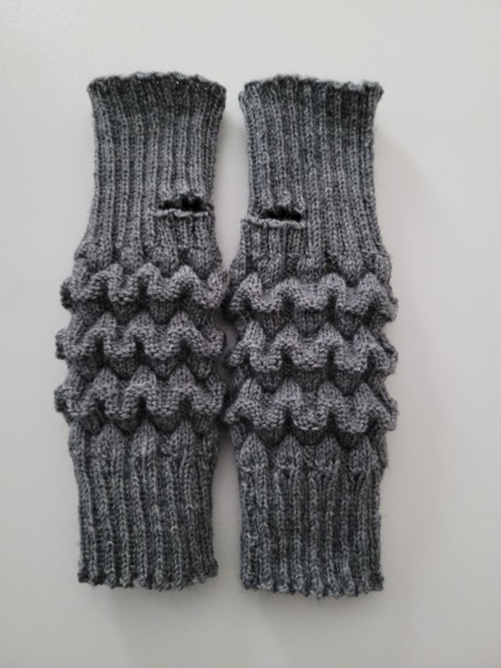 gestrickte Pulswärmer mit Daumenloch, Stulpen, Armstulpen Handarbeitseckle